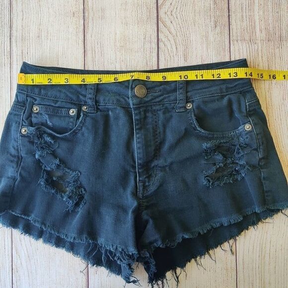 American Eagle distressed hi-rise festival denim shorts sz 2 - Picture 6 of 9